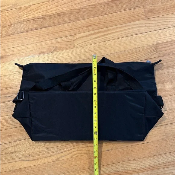 Coach Fragrance Large Black Weekender Duffle Bag Unisex - Picture 4 of 8